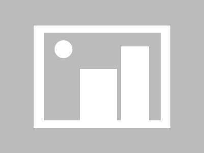 中国队取得胜利，国际足球赛事备受关注