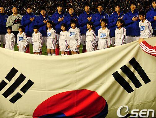 九游娱乐-东亚杯-日本1-0韩国三场全胜成功卫冕的简单介绍